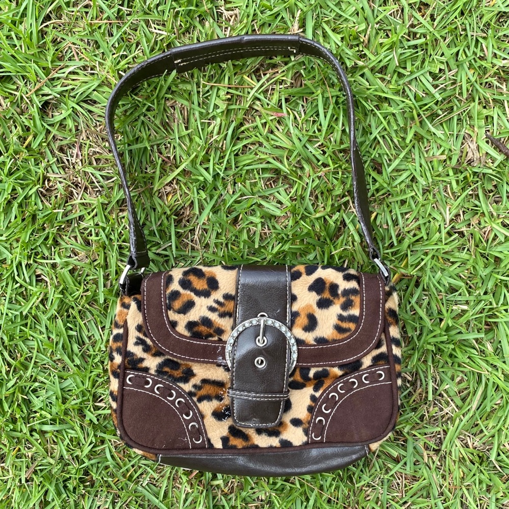Vintage leopard purse